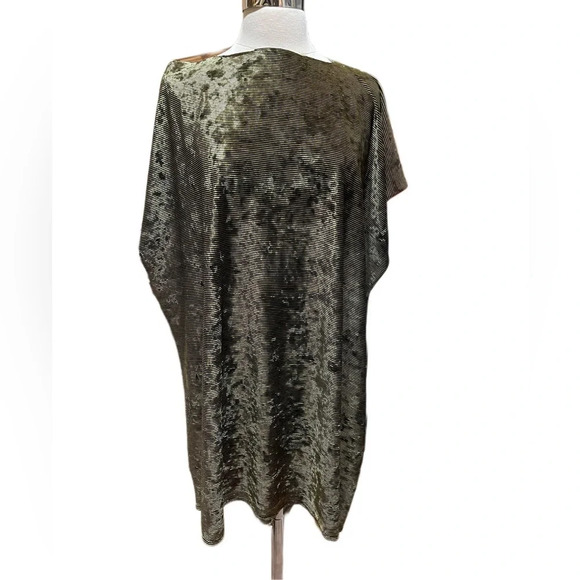 One size fits most metallic velvet poncho custom overs shirt - Picture 4 of 8